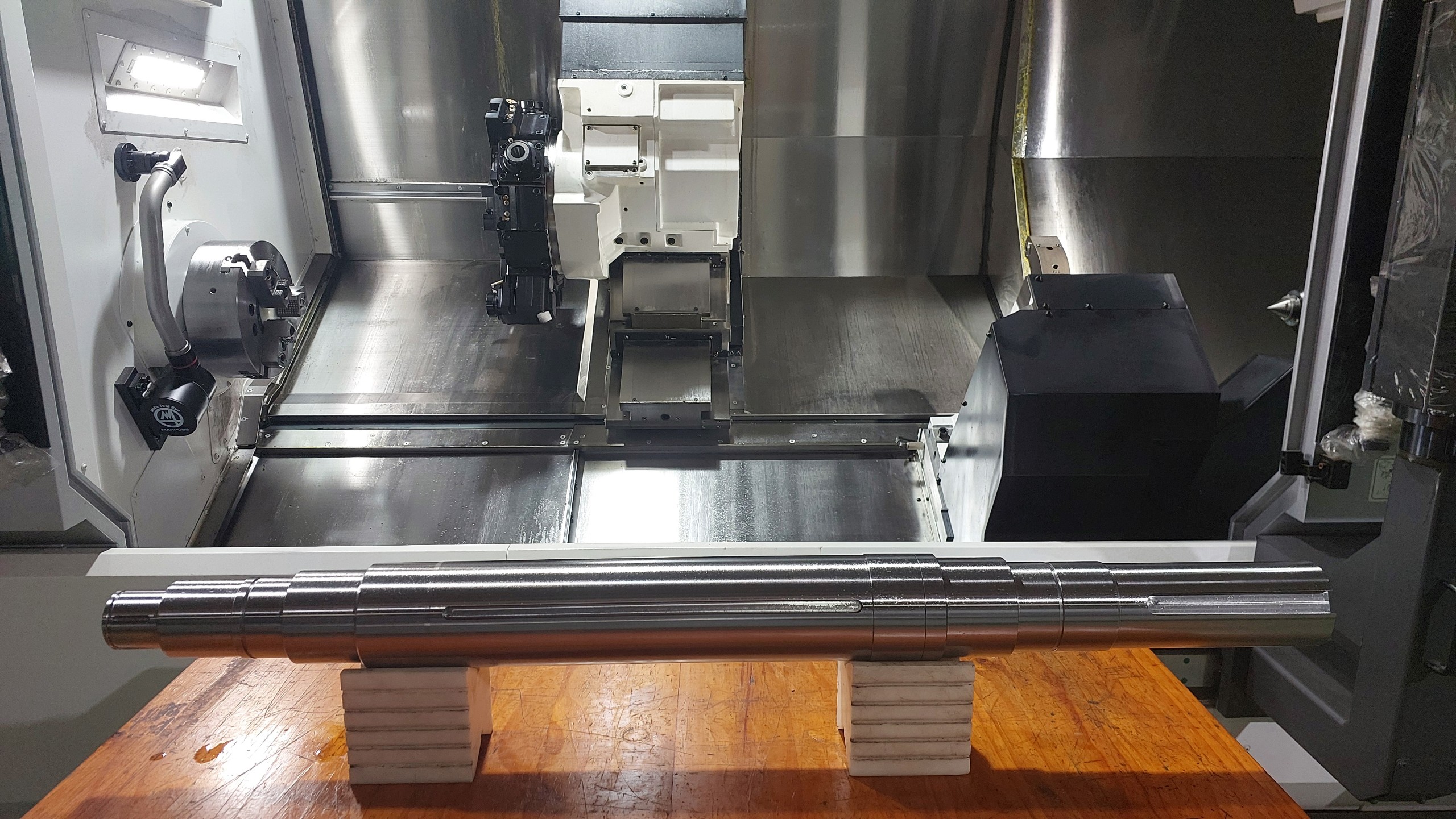 GIA CÔNG TIỆN PHAY TRÊN MÁY TIỆN CNC 4 và 5 TRỤC. CHIỀU DÀI GIA CÔNG LỚN ĐẾN 2,000mm